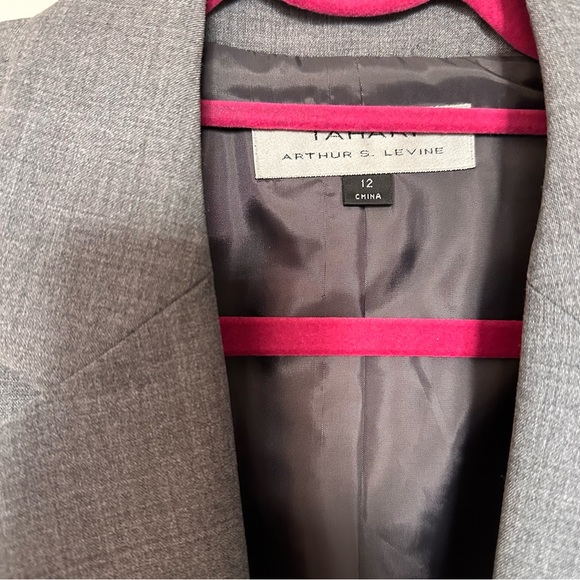 Tahari Grey Blazer - Picture 2 of 11